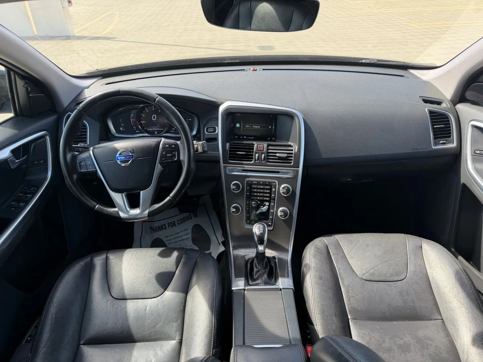 2016 Volvo XC60 1st Gen - Image 13 of 21