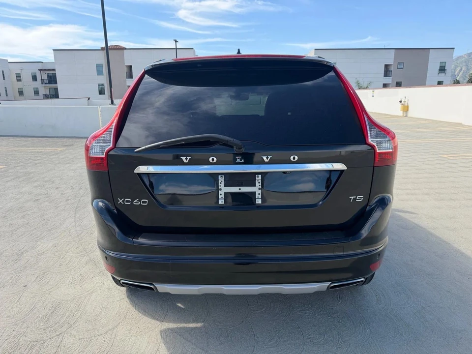 2016 Volvo XC60 1st Gen - Image 5 of 21