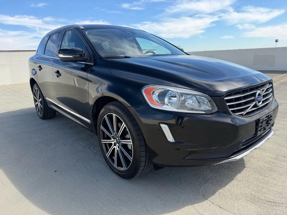2016 Volvo XC60 1st Gen - Image 8 of 21