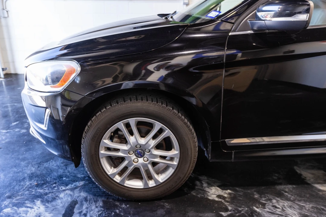 2016 Volvo XC60 1st Gen - Image 4 of 21