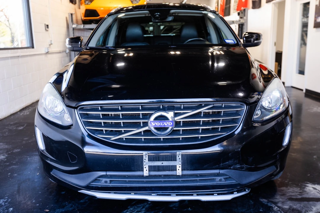 2016 Volvo XC60 1st Gen - Image 15 of 21