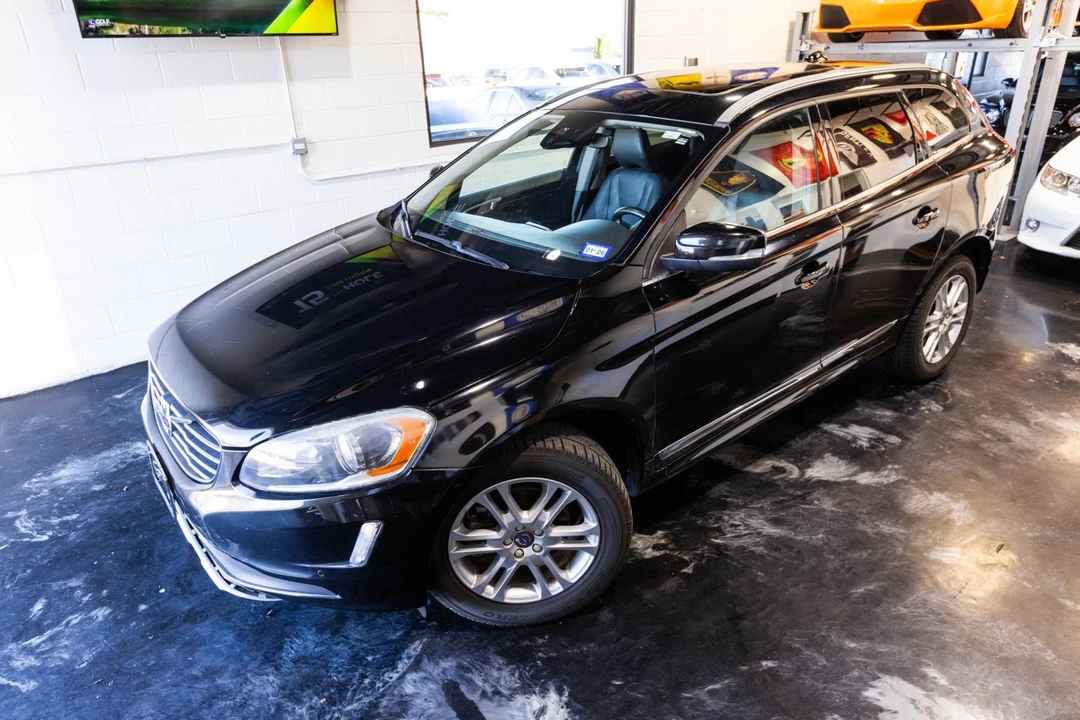 2016 Volvo XC60 1st Gen - Image 2 of 21