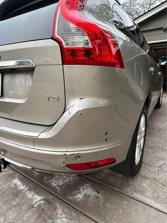 2016 Volvo XC60 1st Gen - Image 6 of 18