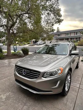 2016 Volvo XC60 T5 Platinum