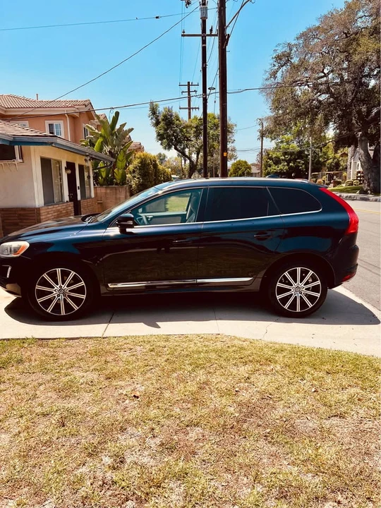2016 Volvo XC60 1st Gen - Image 5 of 7