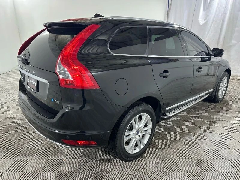 2016 Volvo XC60 1st Gen - Image 7 of 12