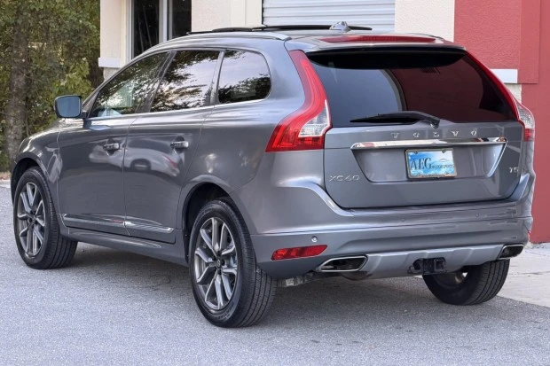 2016 Volvo XC60 1st Gen - Image 2 of 7