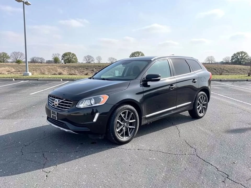 2016 Volvo XC60 1st Gen - Image 9 of 20
