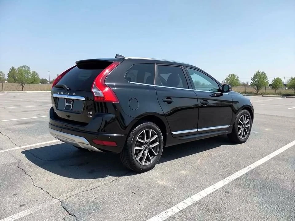 2016 Volvo XC60 1st Gen - Image 5 of 20