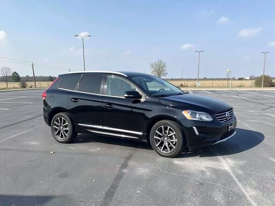 2016 Volvo XC60 1st Gen - Image 3 of 20