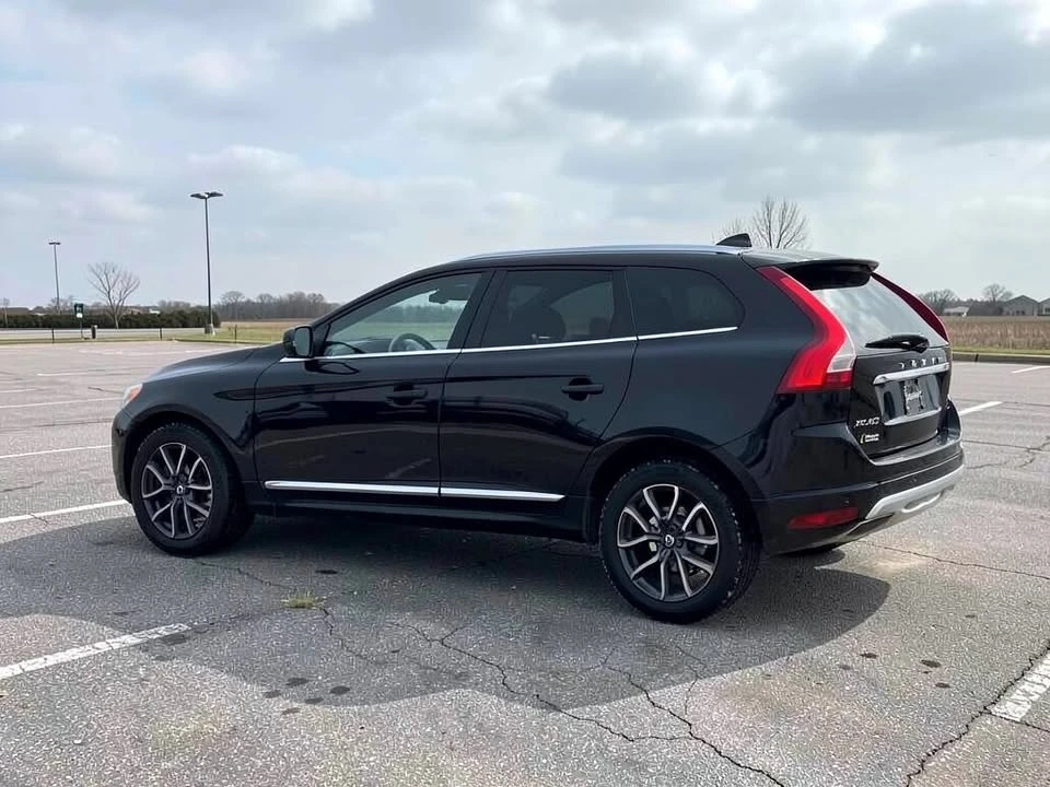 2016 Volvo XC60 1st Gen - Image 7 of 20