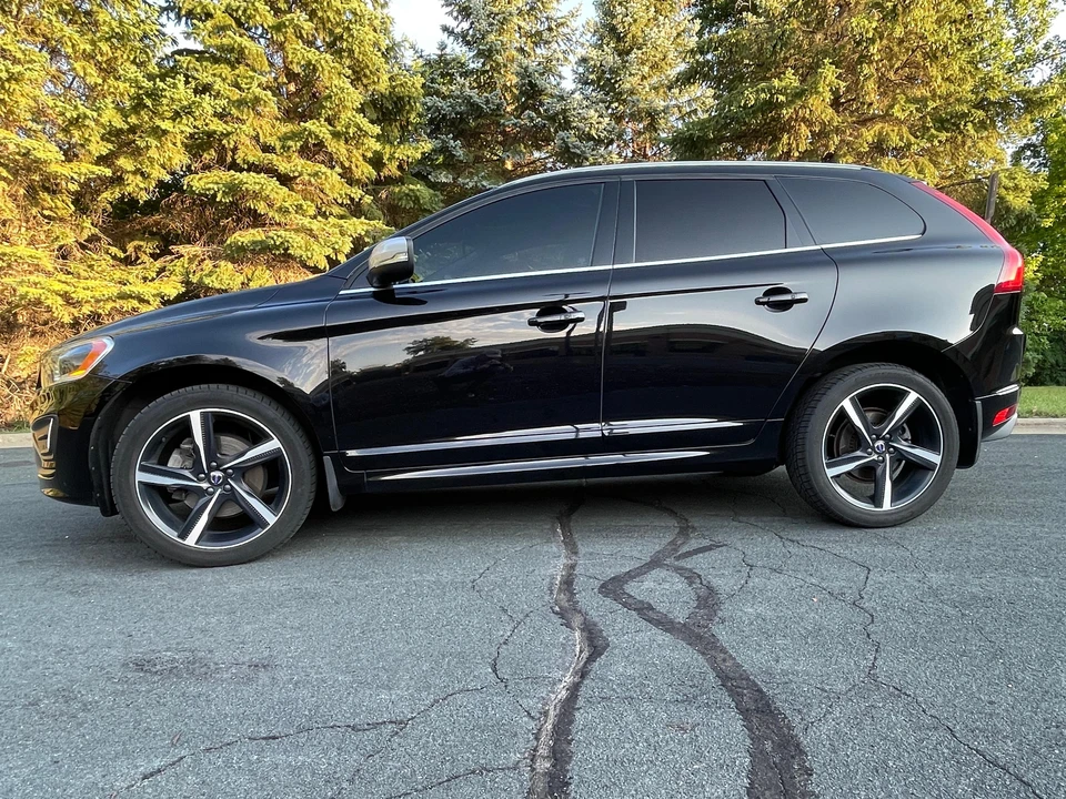 2016 Volvo XC60 1st Gen - Image 8 of 31