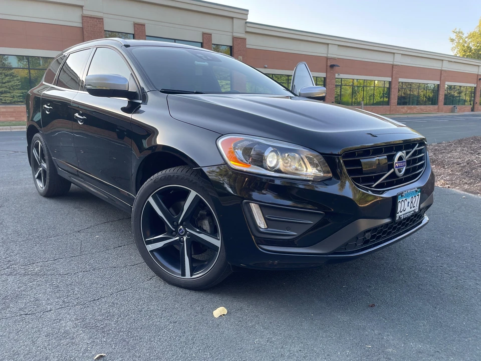 2016 Volvo XC60 1st Gen - Image 16 of 31