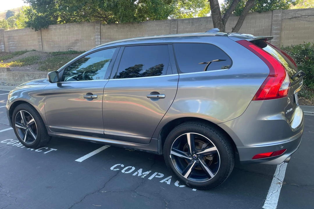 2016 Volvo XC60 1st Gen - Image 3 of 31