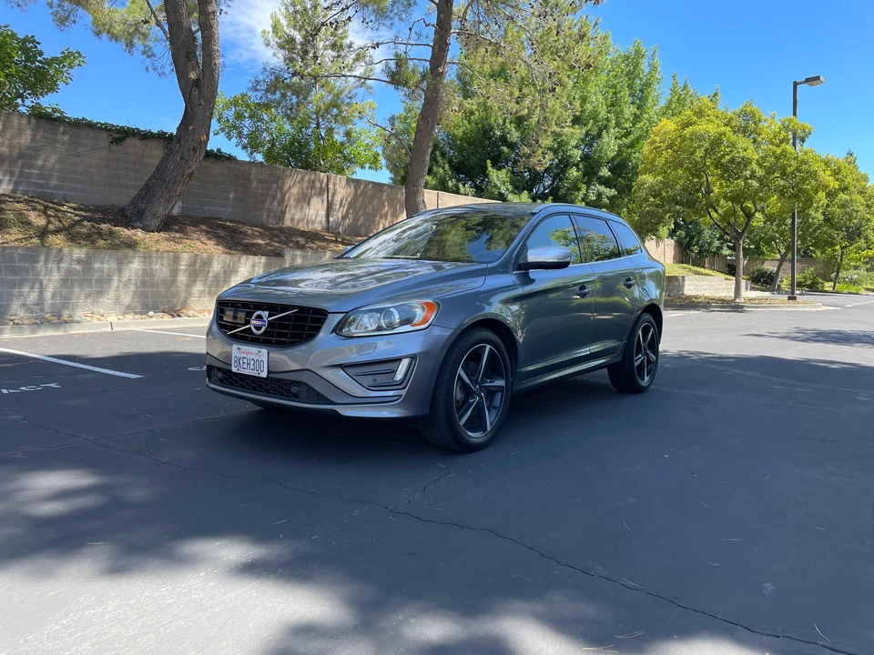 2016 Volvo XC60 1st Gen - Image 9 of 31
