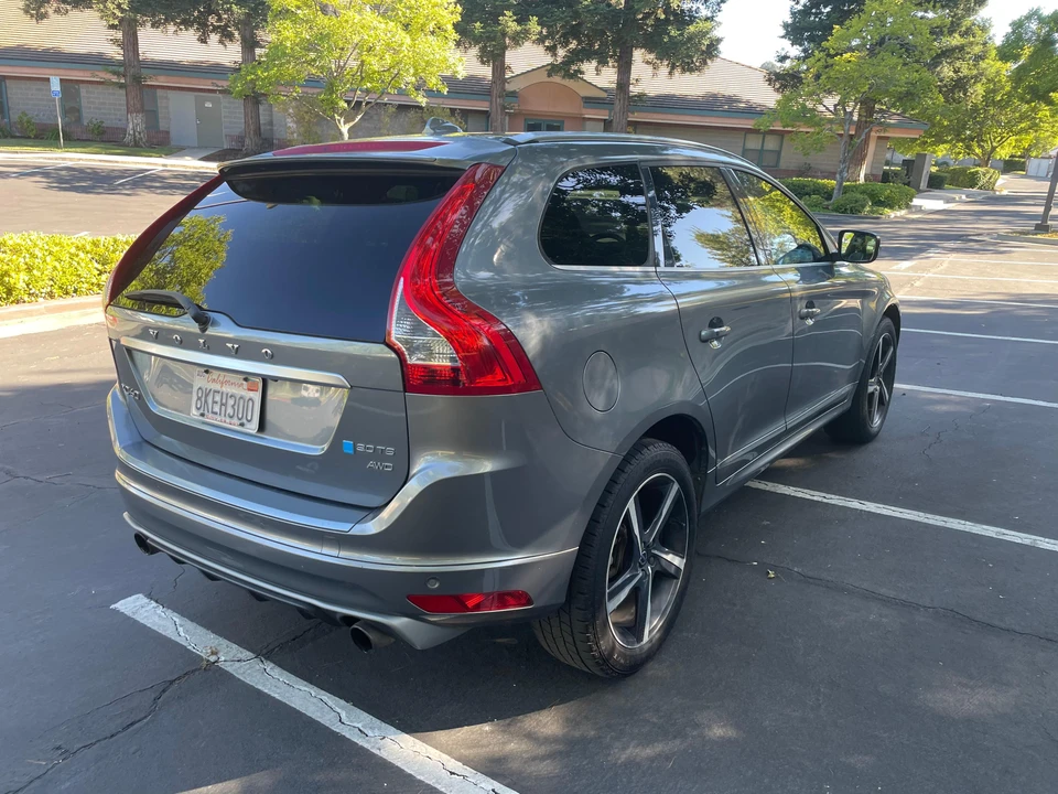 2016 Volvo XC60 1st Gen - Image 23 of 31