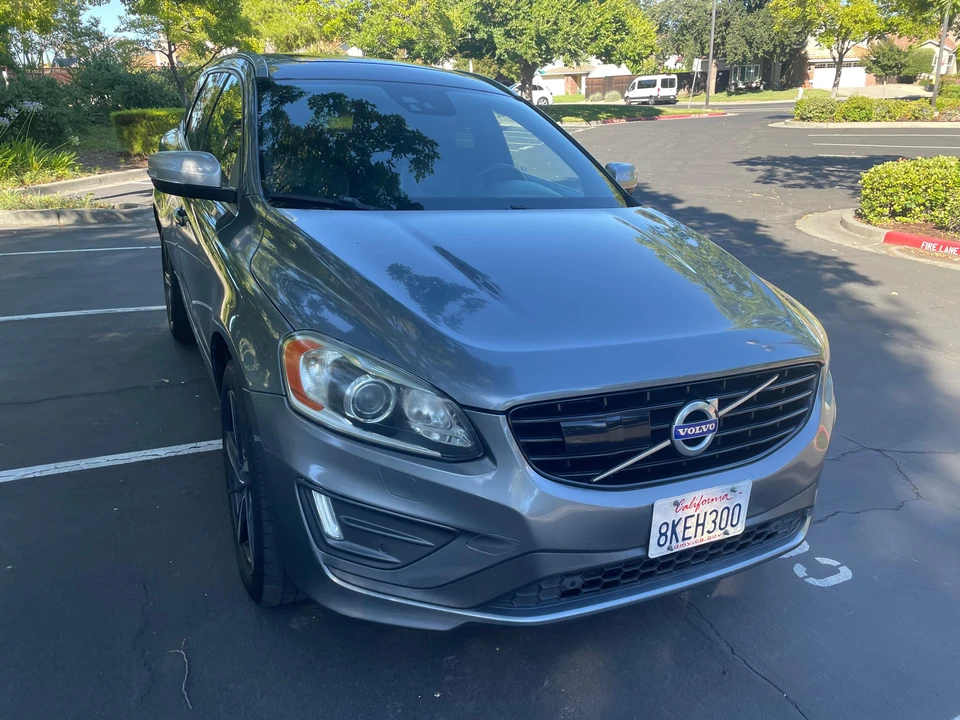 2016 Volvo XC60 1st Gen - Image 28 of 31