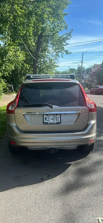 2016 Volvo XC60 1st Gen - Image 3 of 7