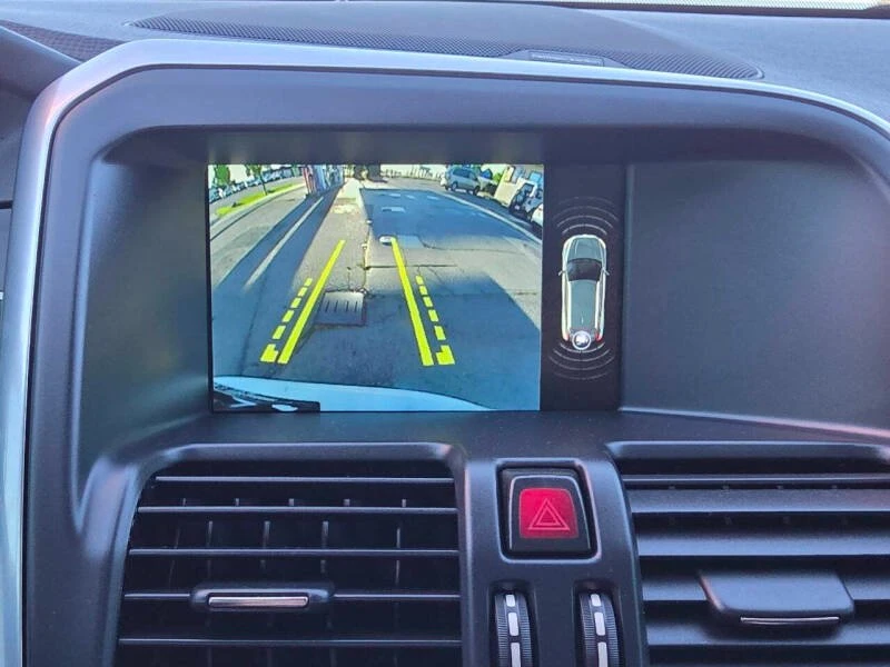 2016 Volvo XC60 1st Gen - Image 10 of 19