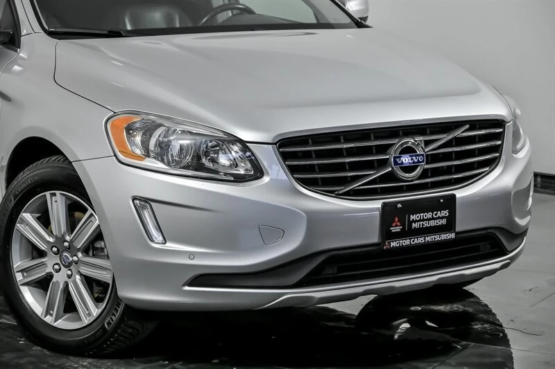 2016 Volvo XC60 1st Gen - Image 2 of 21