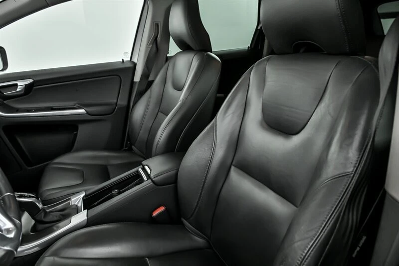 2016 Volvo XC60 1st Gen - Image 20 of 21
