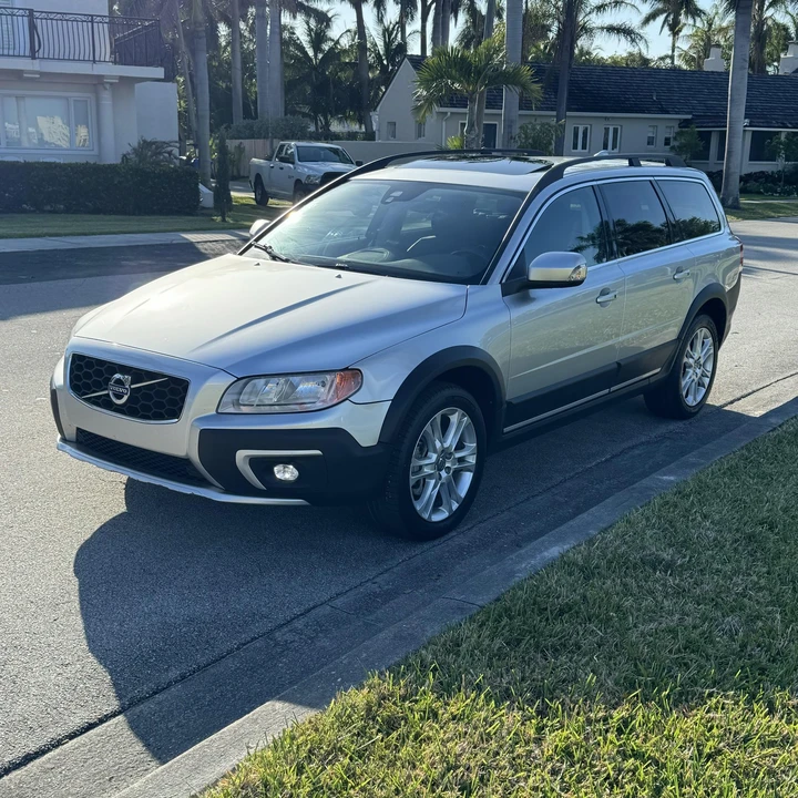 2016 Volvo XC70 3rd Gen - Image 6 of 31