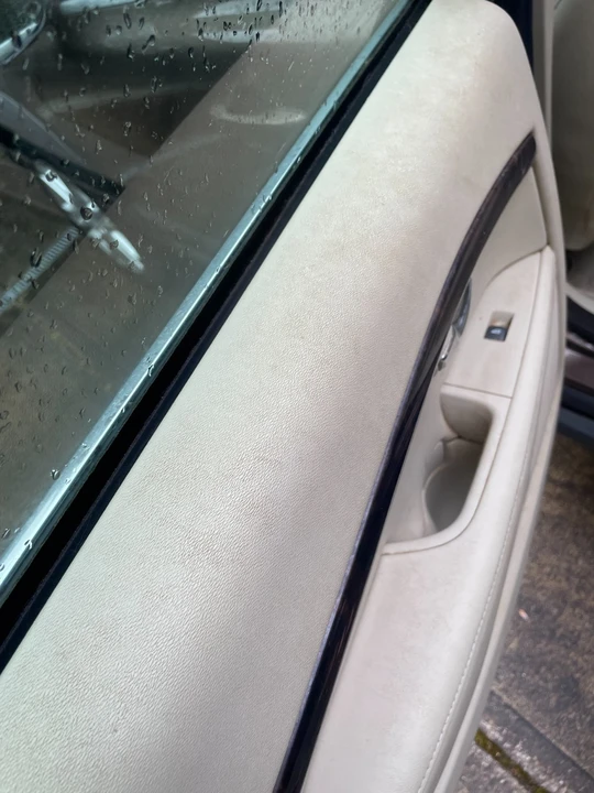 2016 Volvo XC70 3rd Gen - Image 21 of 22