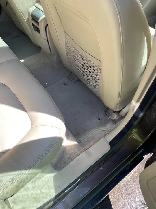 2016 Volvo XC70 3rd Gen - Image 8 of 22