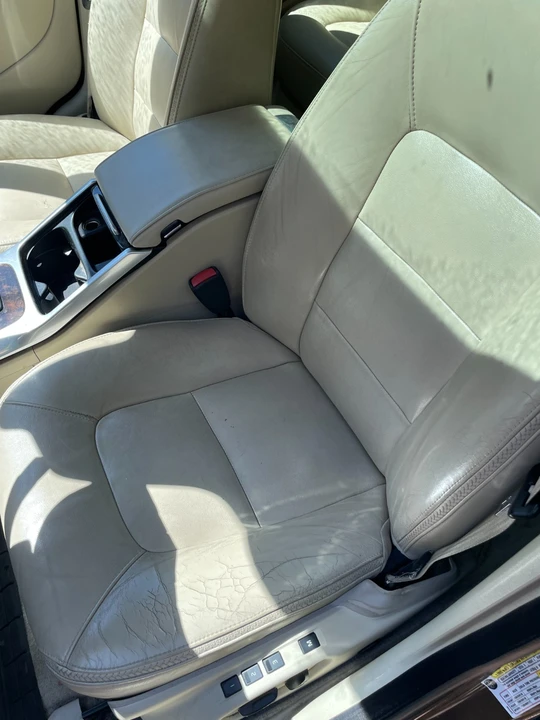 2016 Volvo XC70 3rd Gen - Image 12 of 22