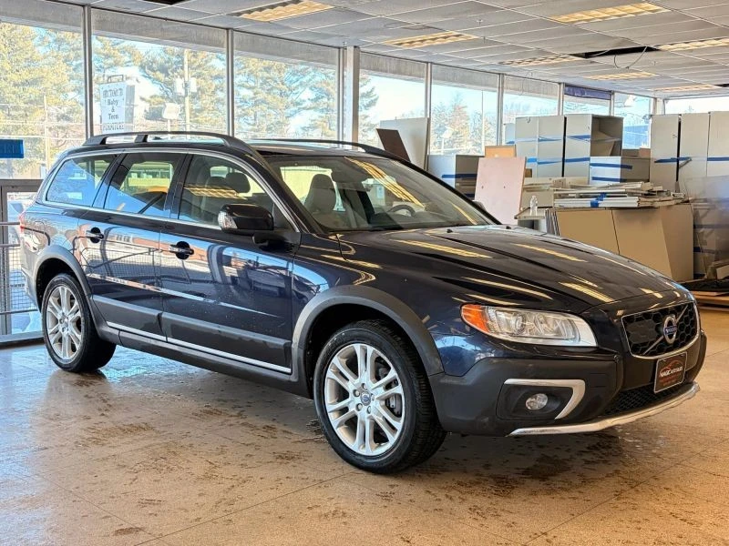 2016 Volvo XC70 3rd Gen - Image 6 of 12