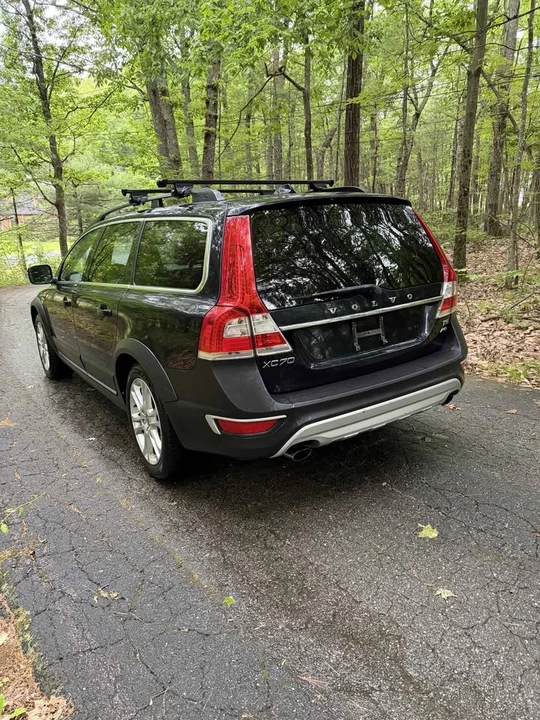 2016 Volvo XC70 3rd Gen - Image 5 of 20