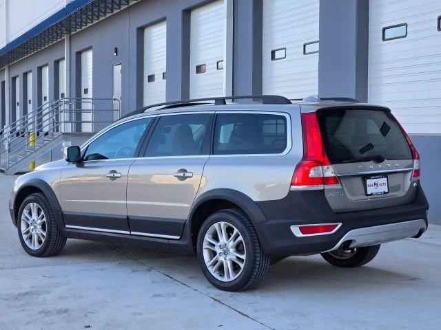 2016 Volvo XC70 3rd Gen - Image 6 of 21