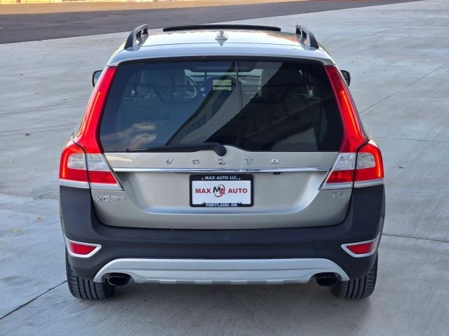 2016 Volvo XC70 3rd Gen - Image 7 of 21