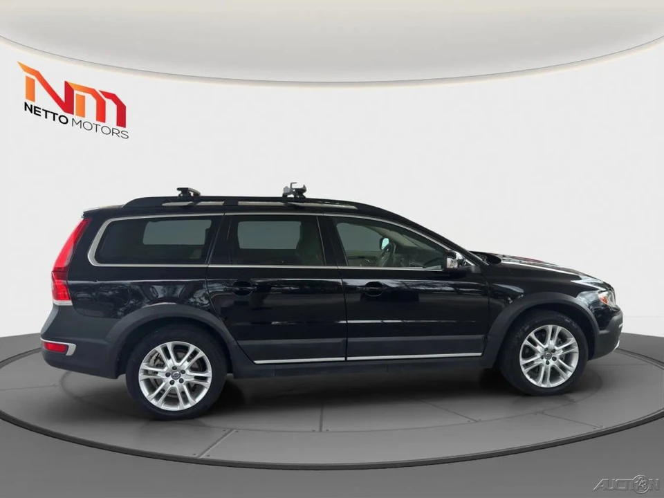2016 Volvo XC70 3rd Gen - Image 6 of 21