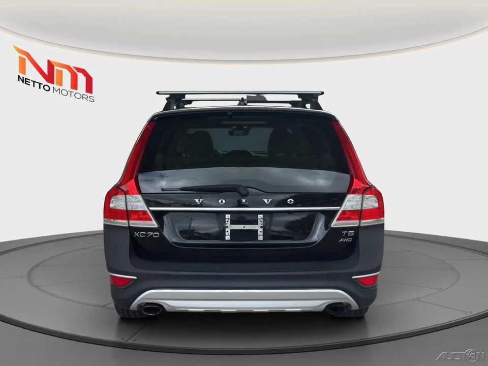 2016 Volvo XC70 3rd Gen - Image 4 of 21