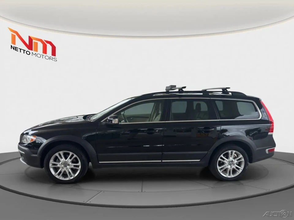 2016 Volvo XC70 3rd Gen - Image 2 of 21