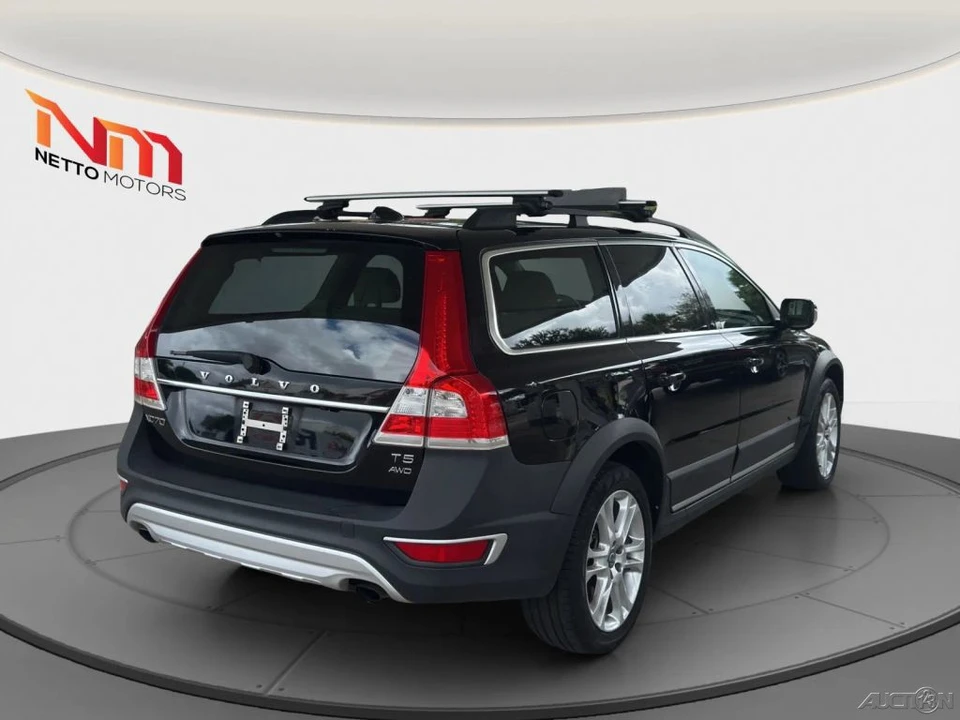 2016 Volvo XC70 3rd Gen - Image 5 of 21