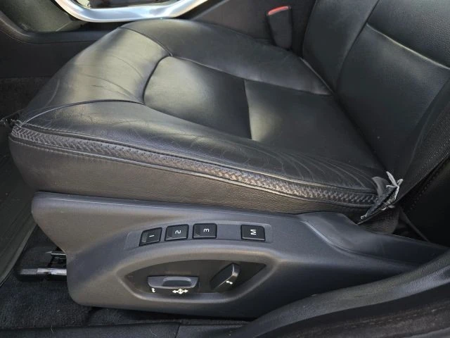 2016 Volvo XC70 3rd Gen - Image 14 of 21
