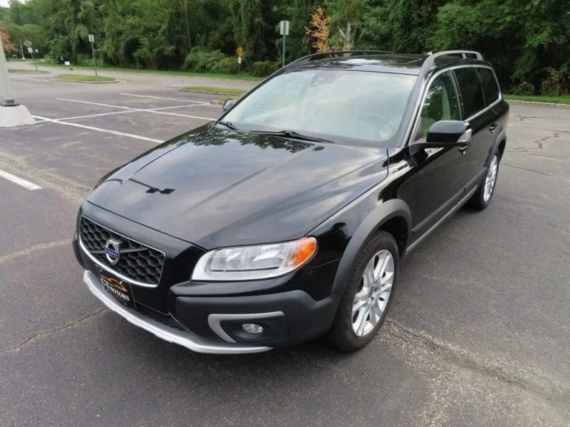 2016 Volvo XC70 3rd Gen - Image 4 of 12