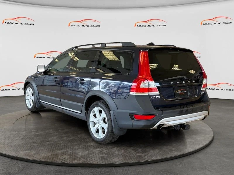 2016 Volvo XC70 3rd Gen - Image 6 of 12