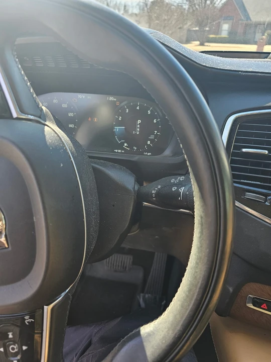 2016 Volvo XC90 2nd Gen - Image 14 of 21