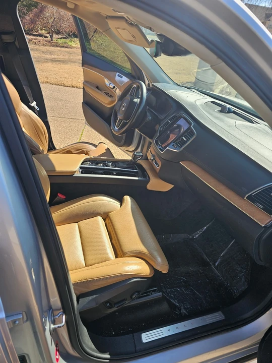 2016 Volvo XC90 2nd Gen - Image 10 of 21