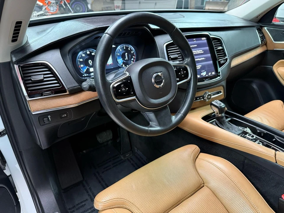 2016 Volvo XC90 2nd Gen - Image 9 of 21