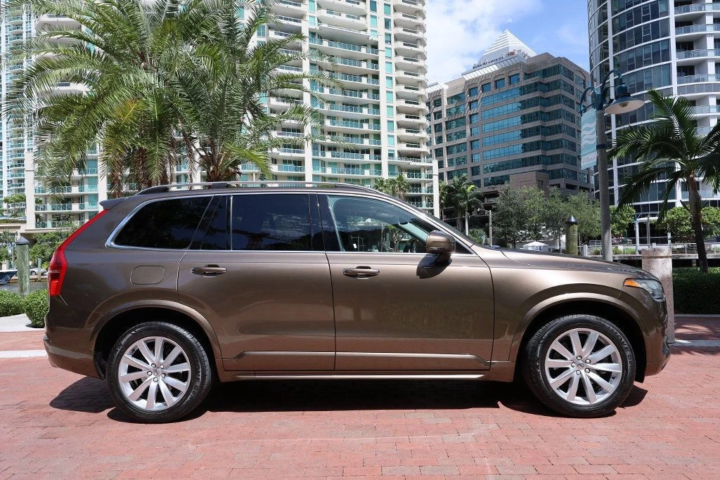 2016 Volvo XC90 2nd Gen - Image 15 of 21