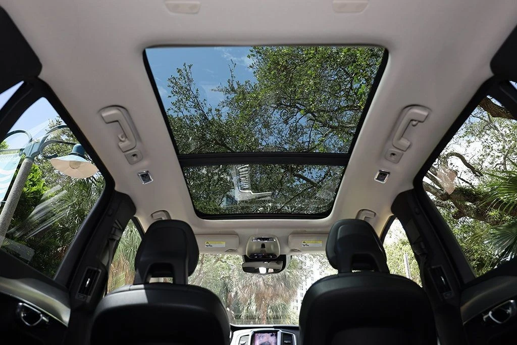2016 Volvo XC90 2nd Gen - Image 11 of 21