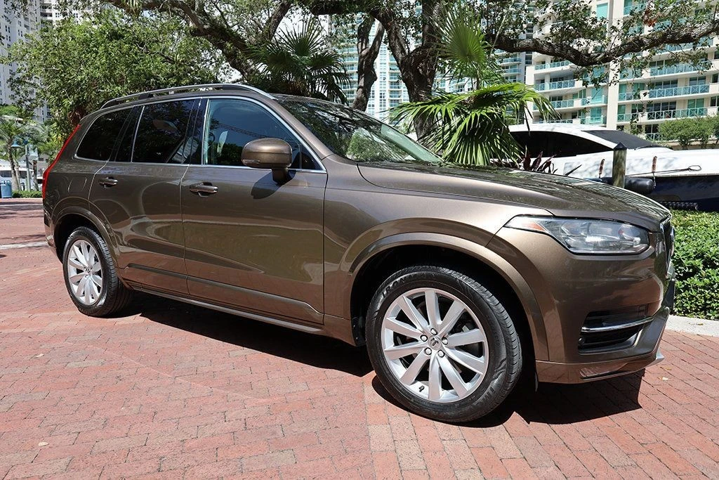 2016 Volvo XC90 2nd Gen - Image 13 of 21