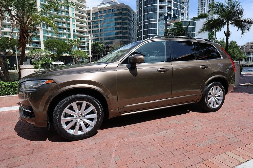 2016 Volvo XC90 2nd Gen - Image 16 of 21