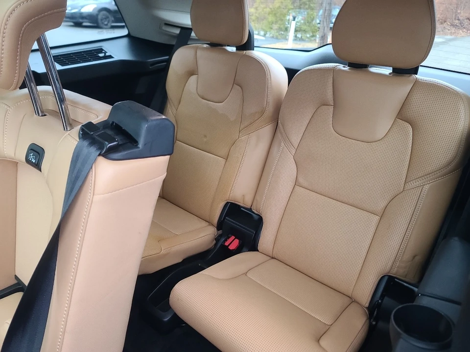 2016 Volvo XC90 2nd Gen - Image 12 of 21