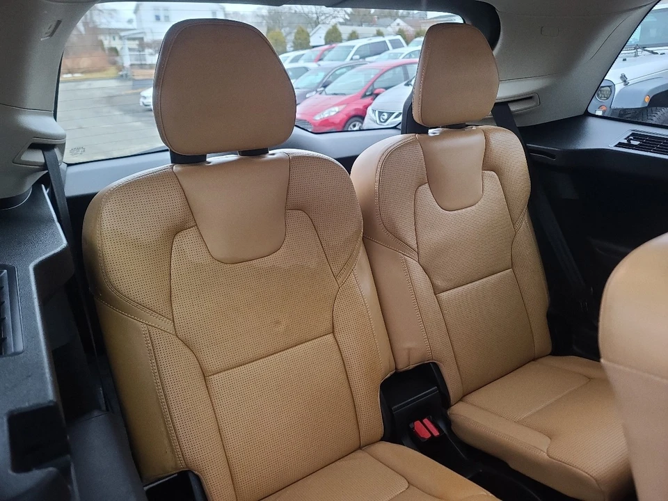 2016 Volvo XC90 2nd Gen - Image 18 of 21