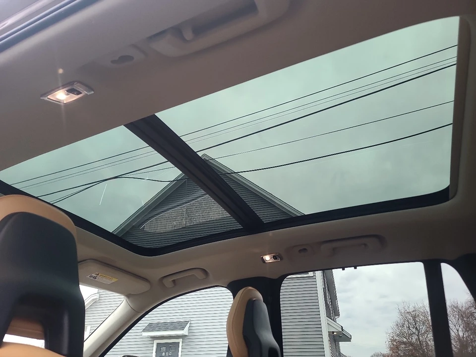 2016 Volvo XC90 2nd Gen - Image 13 of 21